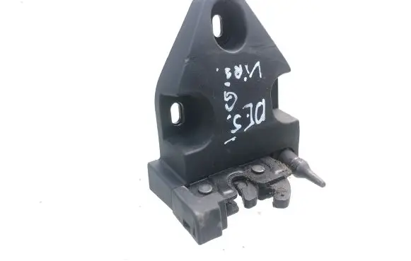 Loading door lock