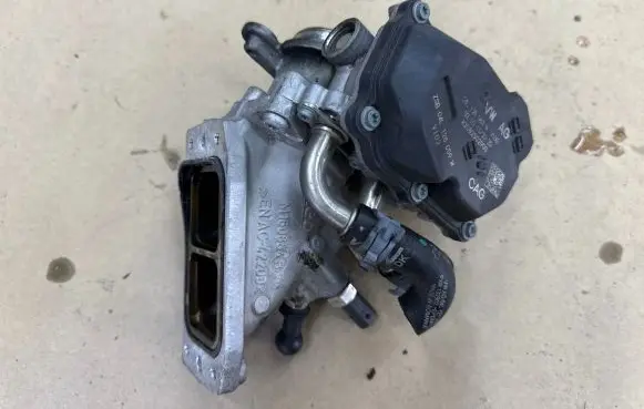 Volkswagen Golf VII Throttle valve 04L128063N A2C82502900 1280