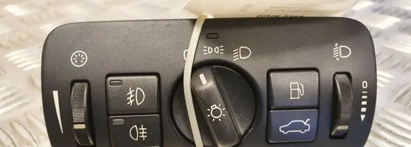 Volvo V70 Light switch 30739415 04066302