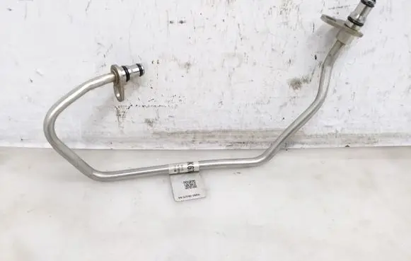 Ford Focus Turbo turbocharger oiling pipe/hose H6BG6K679AA