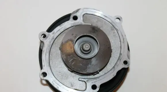 Saab 9-3 Ver2 Water pump 12574518