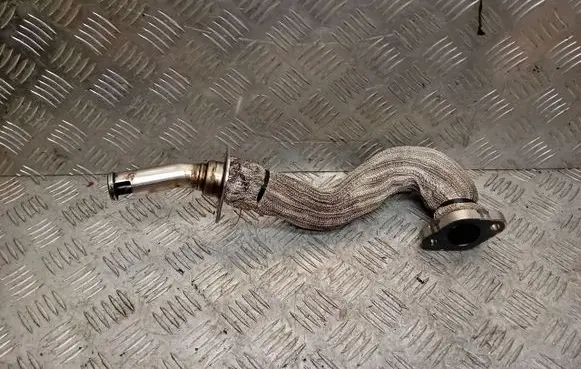 Jeep Grand Cherokee EGR valve line/pipe/hose