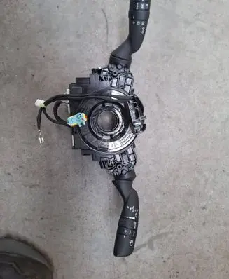 Toyota RAV 4 (XA50) Other switches/knobs/shifts