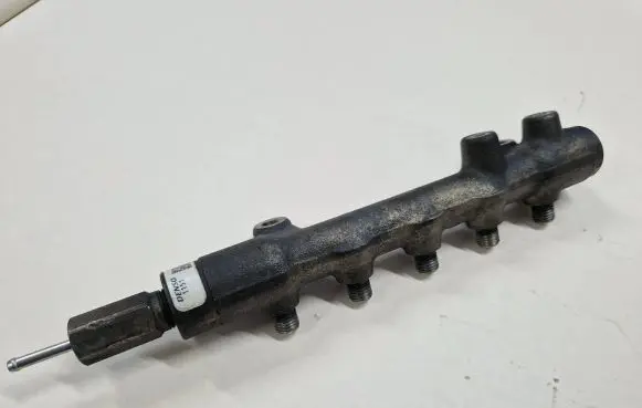 Mazda CX-7 Fuel main line pipe 11510