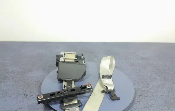 Volvo S90, V90 Front seatbelt 31484561