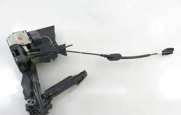 Ford Fusion Front door lock 2N11N219A64AEC