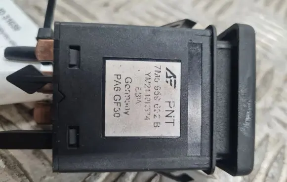 Ford Galaxy Windscreen/window heater switch