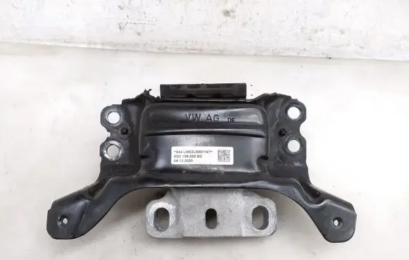 Volkswagen Golf VIII Engine mount bracket 5Q0199555BD