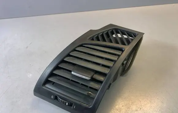 BMW 1 E81 E87 Dashboard side air vent grill/cover trim 7059187 64227059187