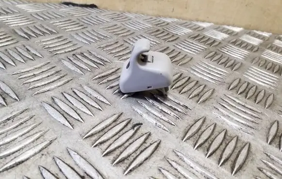 Sun visor clip/hook/bracket