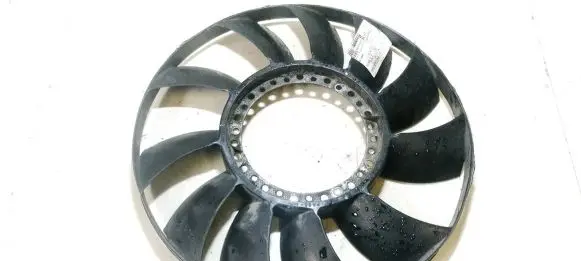 Skoda Superb B5 (3U) Fan impeller 059121301a