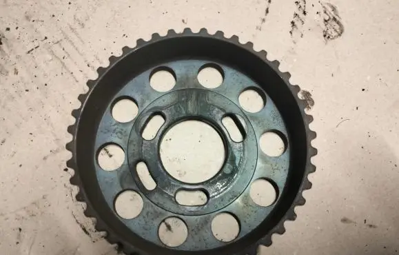 Skoda Rapid (120G, 130G, 135G) Camshaft pulley/ VANOS 