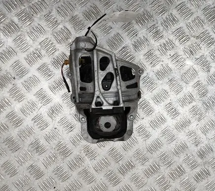 Audi Q5 SQ5 Engine mount bracket 4M0199371M