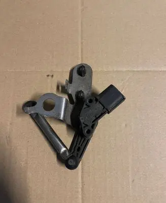 Audi Q7 4M Headlight/headlamp level sensor 4M0907504