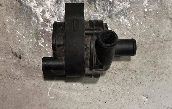 Mercedes-Benz E W212 Electric auxiliary coolant/water pump A2118350028