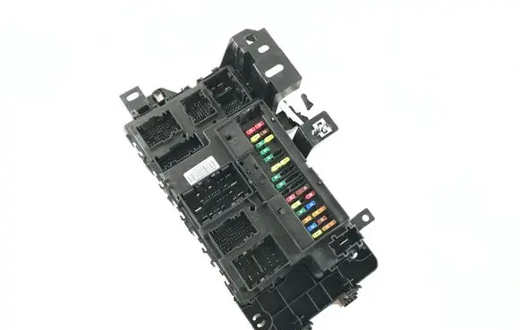 Ford Mustang VI Fuse module GR3T15604 DG9T14B476B DG9T14B476C