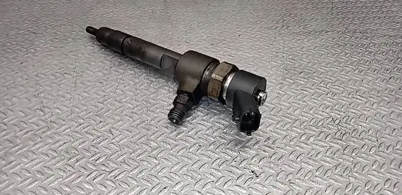 Alfa Romeo 147 Fuel injector 0445110119