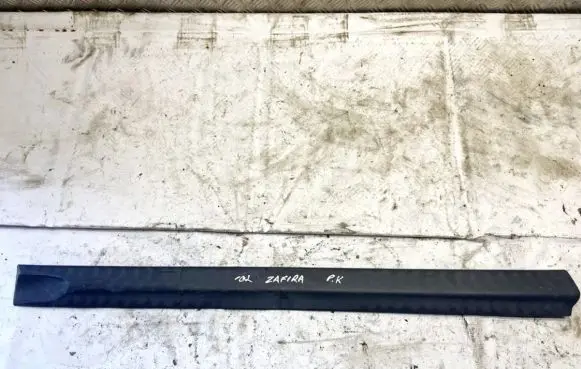 Opel Zafira A Other front door trim element 090597587 0090495