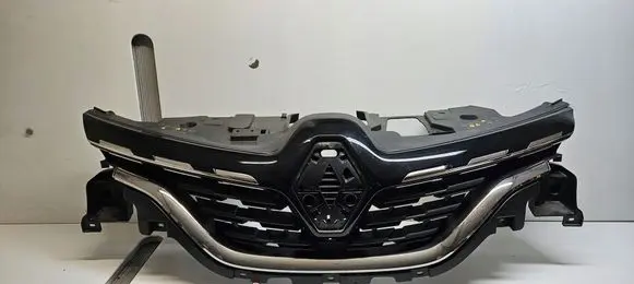 Renault Captur II Front bumper upper radiator grill 623105565RBKPARTS