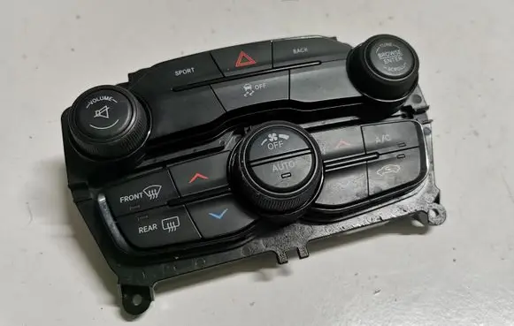 Dodge Challenger Climate control unit 5PG682XGAE 68184926AB