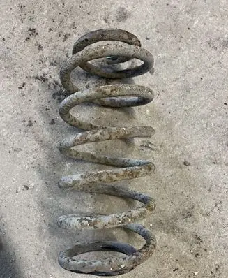 Jeep Grand Cherokee (WJ) Rear coil spring