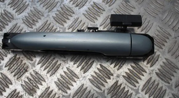 Renault Laguna II Rear door exterior handle 8200004746