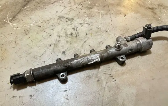 Mercedes-Benz Sprinter W906 Fuel main line pipe A6510700495 0914470404