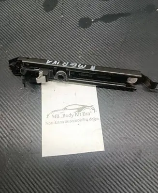 Opel Meriva A Seat belt height adjuster 2020496
