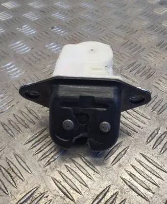 Subaru Impreza III Tailgate/trunk/boot lock/catch/latch