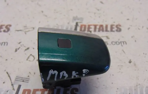 Mercedes-Benz E W210 Front door handle cover 
