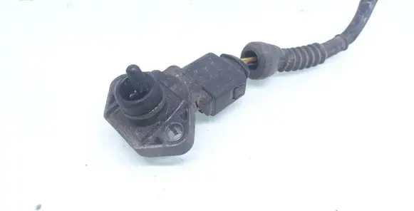 Volkswagen PASSAT B5 Air pressure sensor 0281002177 038906051