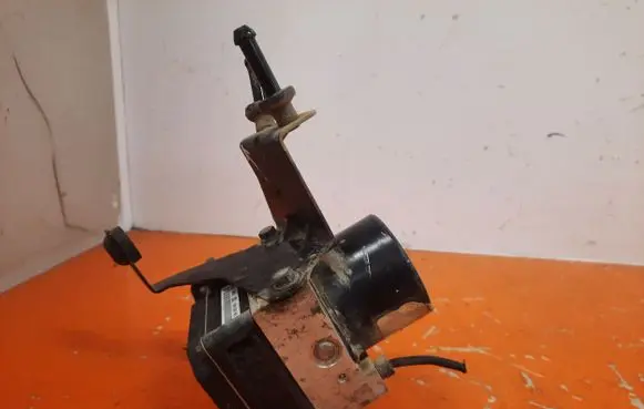 Volkswagen Fox ABS Pump 5Z0907379A