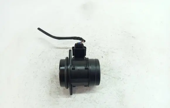 Mercedes-Benz C W204 Mass air flow meter A0000943348 5WK97026 1525A001