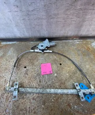 Seat Toledo II (1M) Front door window regulator with motor 0130821684