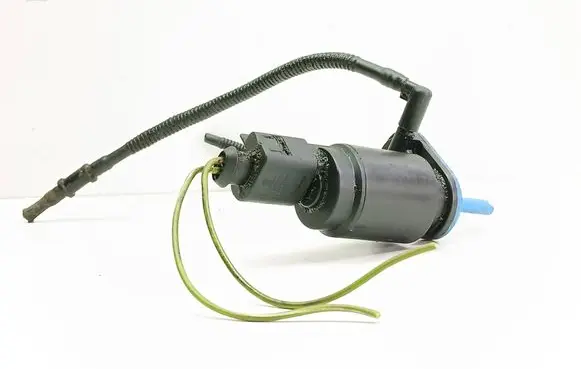Volkswagen Golf IV Windscreen/windshield washer pump 50662554