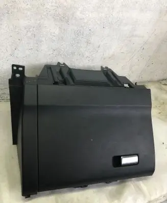Mazda CX-30 Glove box Dfr56426