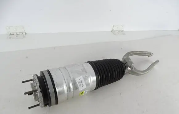 Maserati GranTurismo II Front shock absorber/damper 6703021830