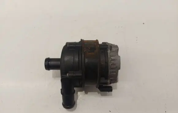 Volkswagen Golf VII Electric auxiliary coolant/water pump 0392024003 04L965567 201602201000