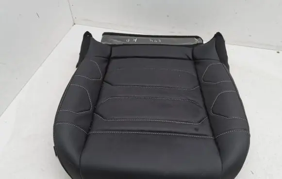 Citroen C4 III e-C4 Front passenger seat console base 