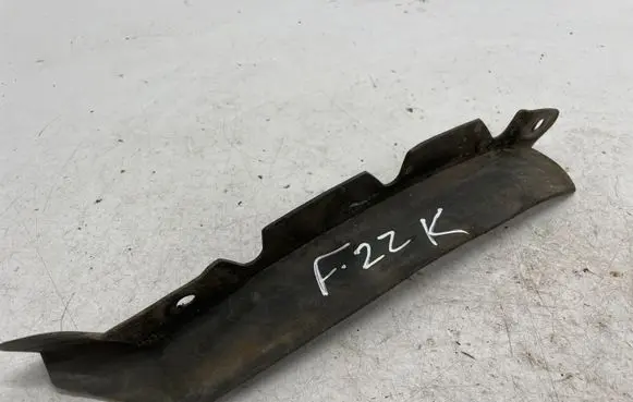 BMW 2 F22 F23 Front mudguard 8060799