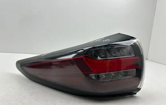 Rear/tail lights