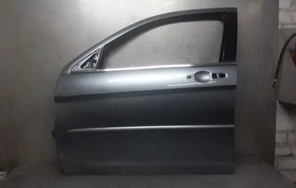 Chrysler Sebring (ST-22 - JR) Front door