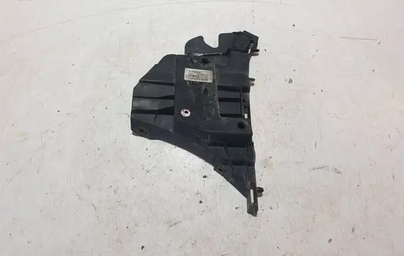 Volvo S80 Front bumper mounting bracket 31265347