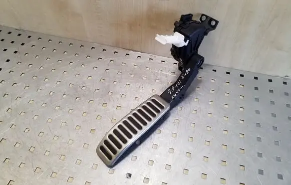 Volkswagen Touareg I Accelerator throttle pedal 7L6723507H 6PV00777024