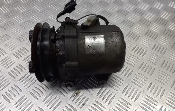 Nissan Primera Air conditioning (A/C) compressor (pump)