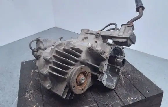 Isuzu Trooper Gearbox transfer box case 