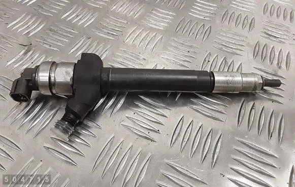 Fuel injector