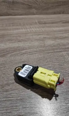 Toyota Yaris Airbag deployment crash/impact sensor 898310h010