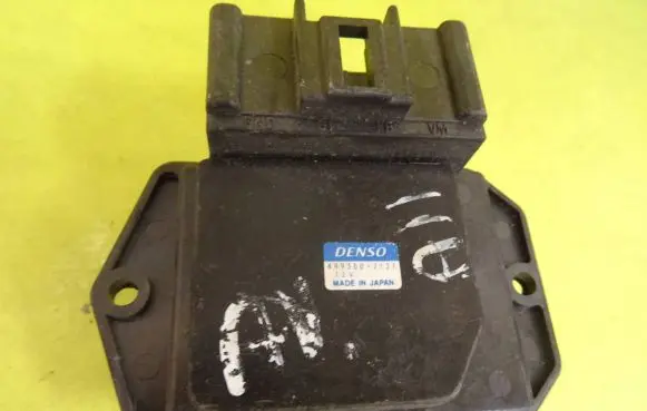 Toyota Corolla Verso E121 Heater blower motor/fan resistor 499300-2121 4993002121
