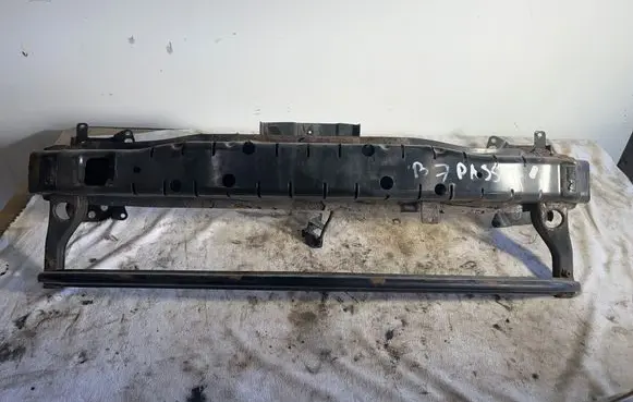 Volkswagen PASSAT B7 Front bumper cross member VWB7124401